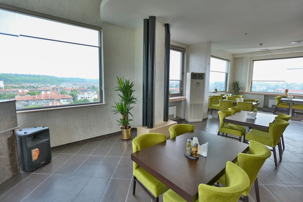 Отель Terra Europe Brontes Hotel Тарговыште-7